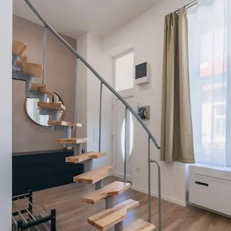 Design By Nw Apartment Budapest